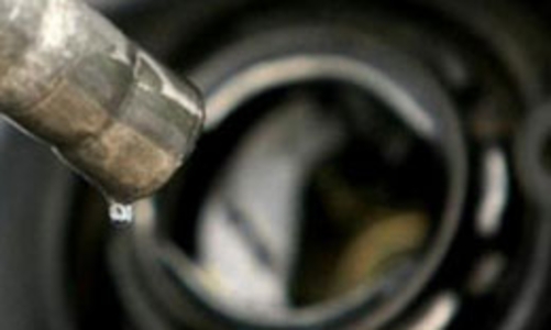 Xăng dầu lại đứng trước nguy cơ tăng giá