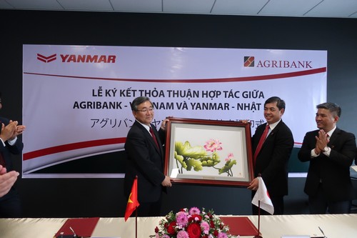 Với thỏa thuận hợp tác này, Agribank sẽ là cầu nối quan trọng cho nông 
dân Việt Nam tiếp cận với công nghệ có chất lượng cao, hiện đại và tiên 
tiến nhất trên thế giới.