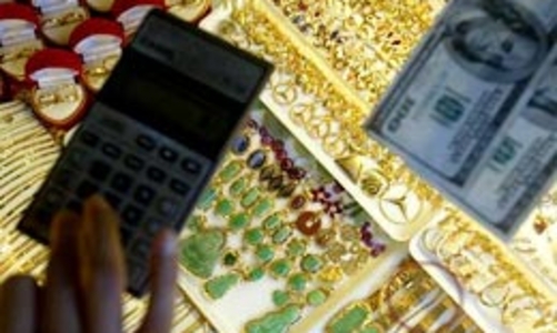 Giá vàng dao động quanh mốc 27 triệu đồng/lượng