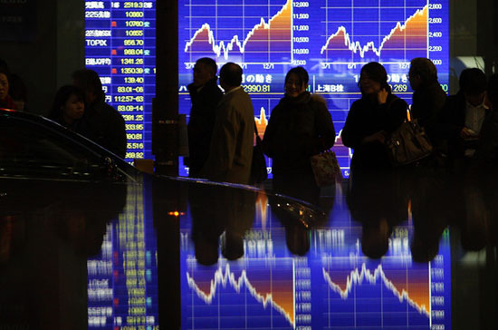 Chứng khoán châu Á đổ dốc mạnh trong phiên sáng nay, do tác động của thị trường Mỹ phiên liền trước.