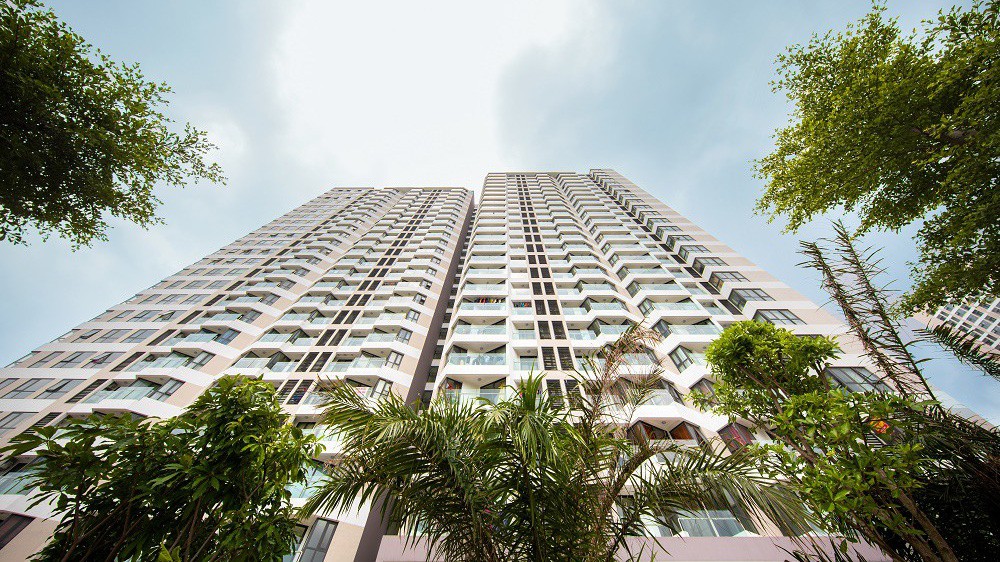 Halong Marina nằm giữa Bãi Cháy và Tuần Châu - nơi được coi là điểm giao hòa giữa đất, trời và biển, hội tụ những nét tinh túy do thiên nhiên ban tặng.