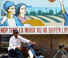 Đến tháng 10/2007, số tiền nợ đọng thuế từ các ngành trong hệ thống tài chính đã lên đến khoảng gần 6.000 tỉ đồng.