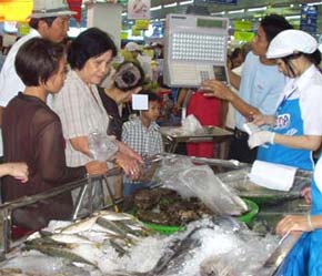 Theo nhiều chuyên gia, để tránh nguy cơ lạm phát, tốc độ tăng giá cả năm không được vượt qua 8%.