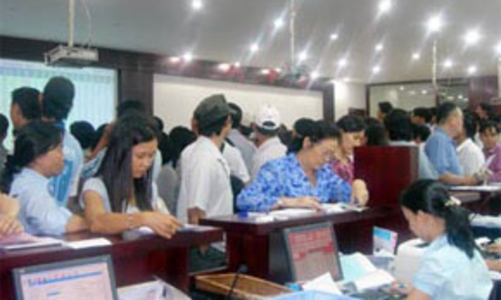 Chứng khoán kéo bảo hiểm cùng phát triển