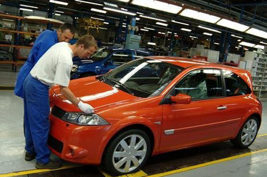 Đầu năm nay, Pháp từng rúng động bởi vụ gián điệp bị phát hiện ở tập đoàn xe hơi Renault.