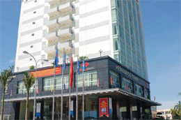 Tổng công ty Cổ phần Dịch vụ Tổng hợp Dầu khí (PET-HOSE) vừa công bố ước tính sẽ đạt 150 tỷ đồng lợi nhuận - tăng 70% so với năm 2008.