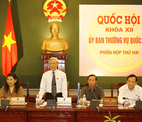 Công tác quản lý tài sản Nhà nước hiện còn nhiều tồn tại do hệ thống pháp luật còn chưa đủ, thiếu đồng bộ.