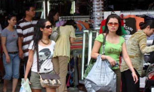 Trần lãi suất “ngáng chân” tín dụng tiêu dùng