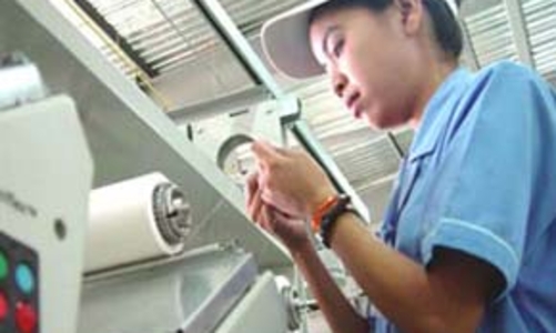 Thủ tướng: Cần nâng tỉ lệ lao động qua đào tạo nghề