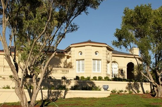 Đây là mức giá cao nhất từng được trả cho một ngôi nhà gia đình riêng lẻ tại Mỹ.