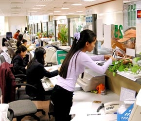 Sự cạnh tranh giữa các ngân hàng thương mại đang diễn ra rất sôi động về số lượng mở chi nhánh hoặc phòng giao dịch.