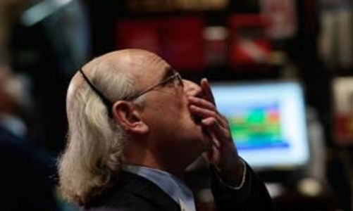 Hai cách nhìn về nguyên nhân khủng hoảng