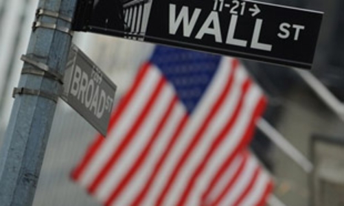 Phố Wall tăng điểm mạnh ngày GM phá sản