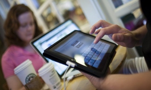 Sang Israel, nhớ bỏ iPad ở nhà