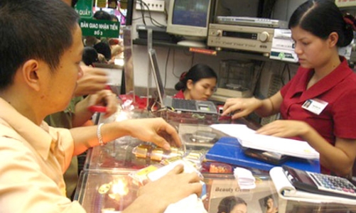 Giá vàng “đổ đèo” sau quyết định cho nhập khẩu