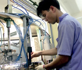 84% doanh nghiệp Việt Nam được khảo sát cho biết họ rất chú ý đến tuyển dụng nhân sự cũng như sử dụng hiệu quả và lâu dài nhân tài, trong khi mức độ quan tâm và chú ý đến lao động của thế giới chỉ là 59%.