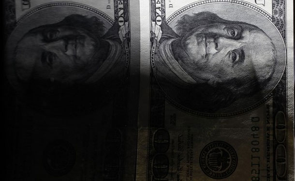 Ở một chừng mực nào đó, liệu pháp “buông” tín dụng ngoại tệ của Ngân hàng Nhà nước đang thu được những kết quả nhất định - Ảnh: Reuters.