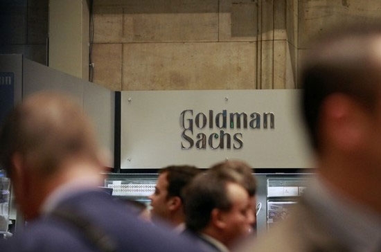Ngay cả ngân hàng có mức lợi nhuận cao nhất Phố Wall là Goldman Sachs cũng đang muốn thu hẹp quy mô.