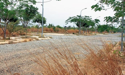 Kinh doanh địa ốc khó tìm thầy