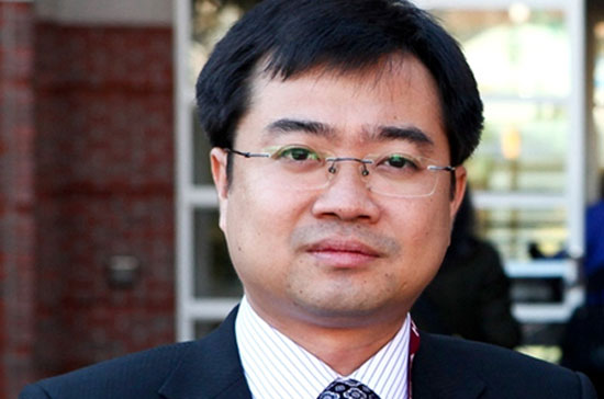 Ông Nguyễn Thanh Nghị, Phó hiệu trưởng Đại học Kiến trúc Tp.HCM, Ủy viên dự khuyết Ban chấp hành Trung ương Đảng..