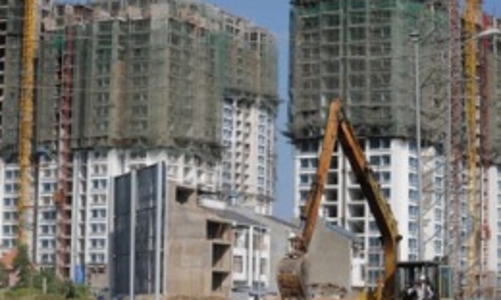 Bất động sản “sốt”: Chủ đầu tư tung chiêu?