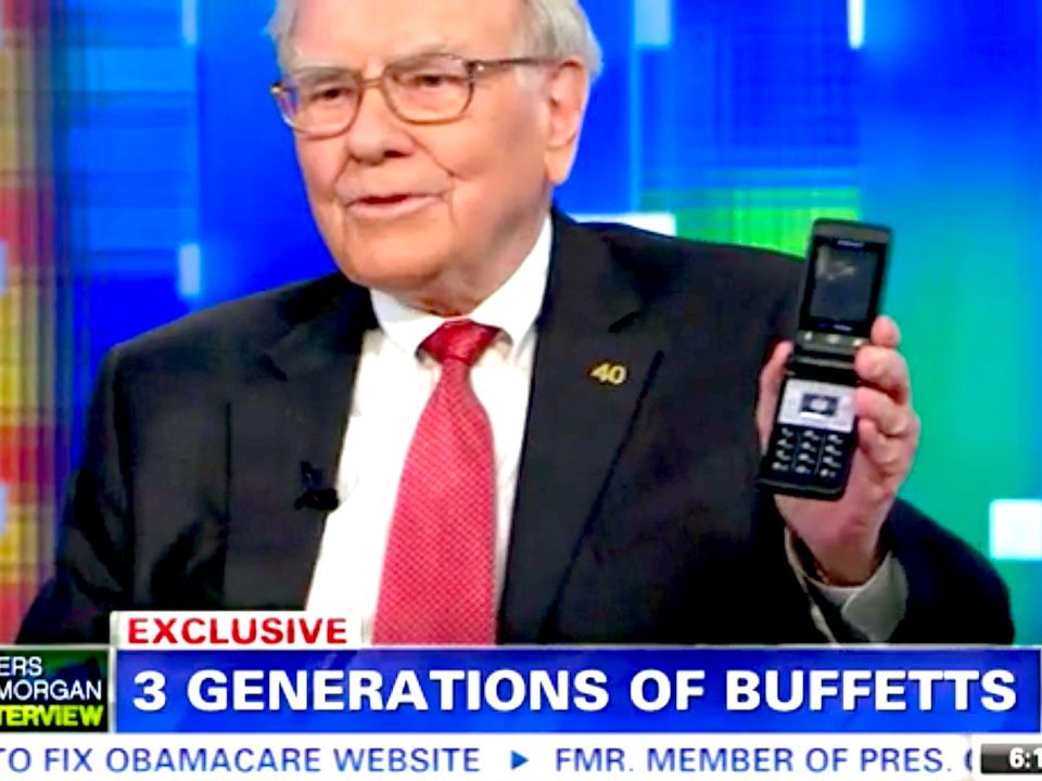 Warren Buffett tiêu khối tài sản gần 90 tỷ USD như thế nào? - Ảnh 5.