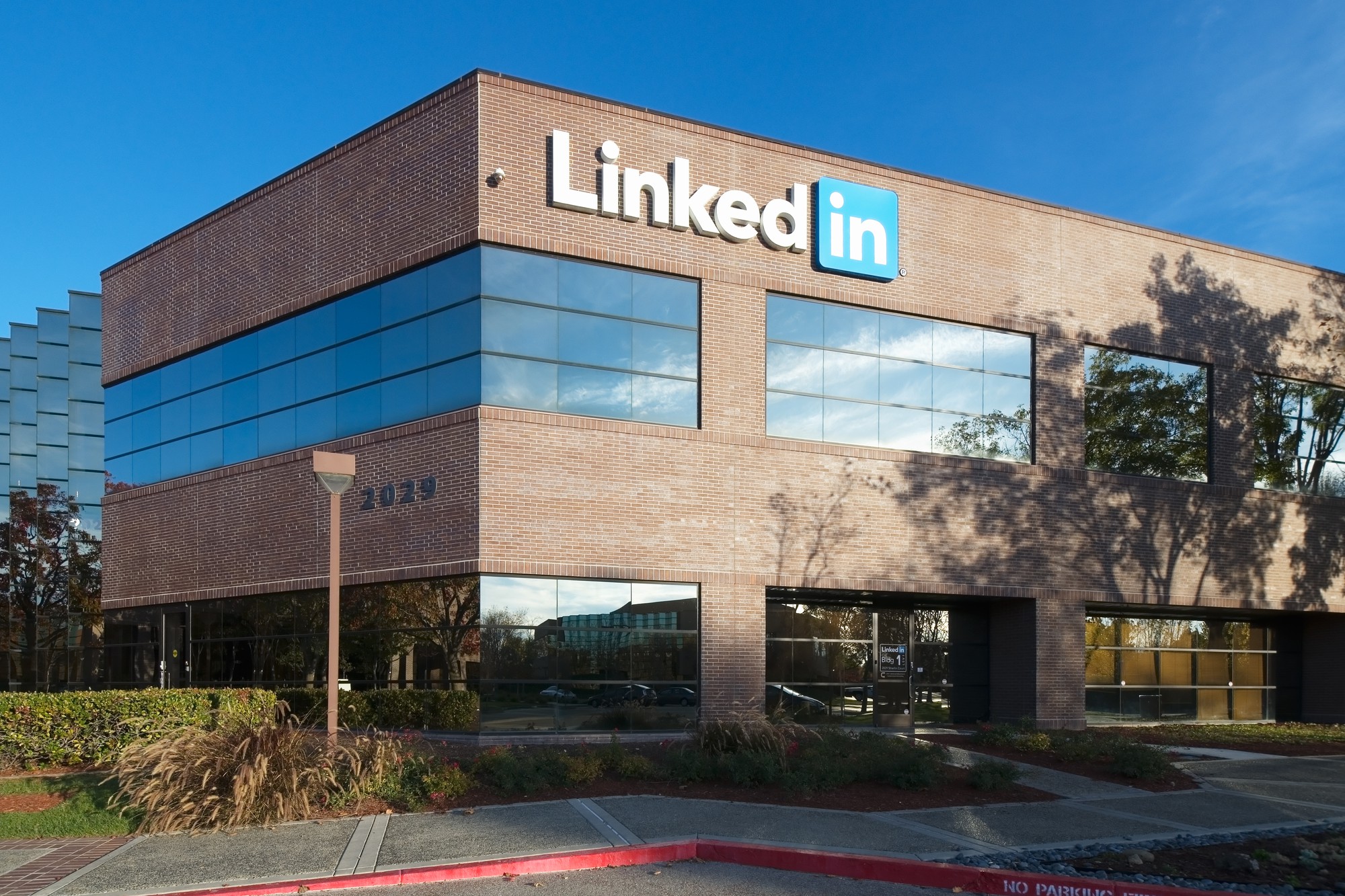 7 LinkedIn