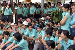 Nhiều cuộc đình công xảy ra vì đồng lương không thỏa mãn người lao động.