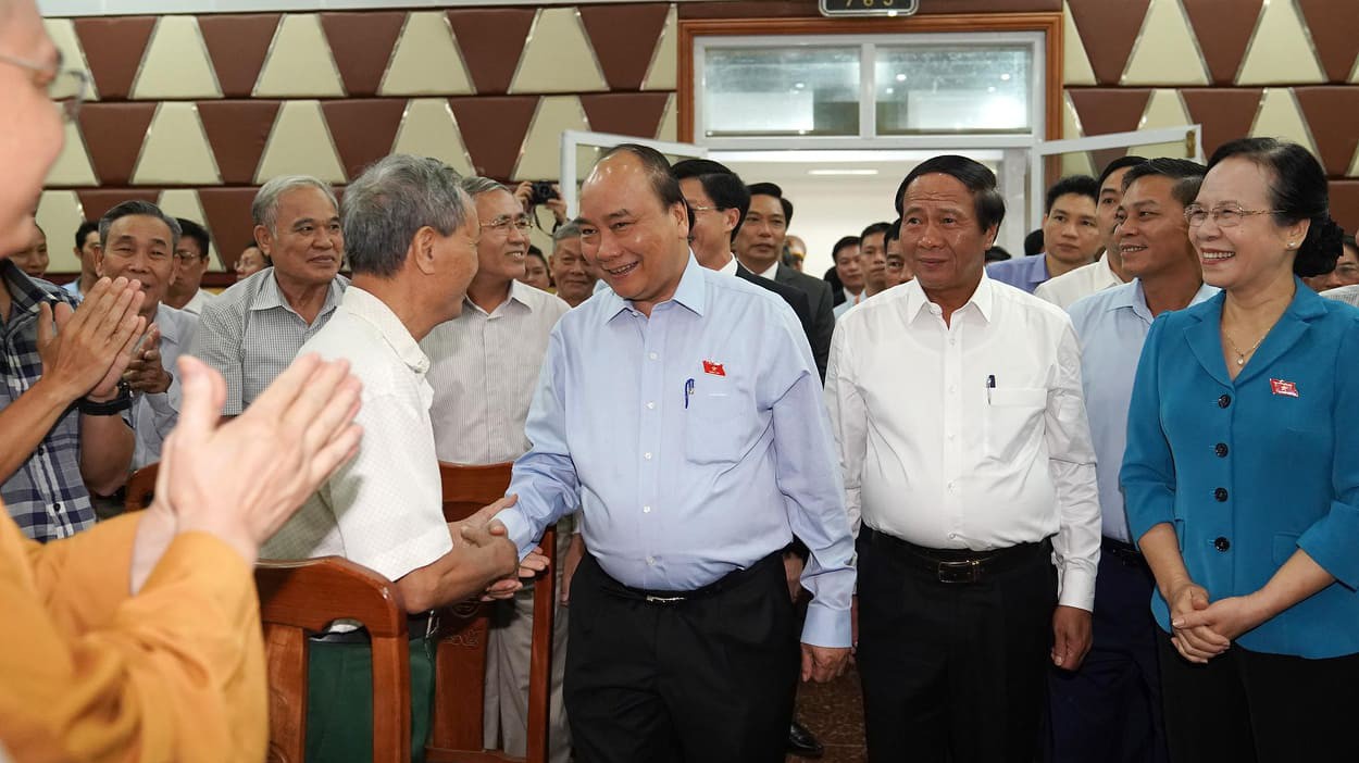 Thủ tướng Nguyễn Xuân Phúc tiếp xúc cử tri Hài Phòng, chuẩn bị cho kỳ họp thứ 8 của Quốc hội - Ảnh: QP 