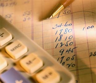 Theo Bộ Tài chính, năm 2006, hơn 70% doanh nghiệp cho rằng các thủ tục về chính sách thuế là thiếu minh bạch. Sang năm 2008, con số này đã giảm xuống còn 37%.