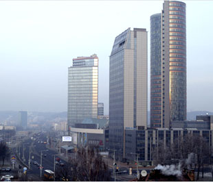 Theo ước tính của các nhà phân tích, kể từ khi cuộc chiến nổ ra ở Gruzia từ ngày 8/8 đến nay, khoảng 19 tỷ USD vốn đầu tư nước ngoài đã được rút ra khỏi Nga.