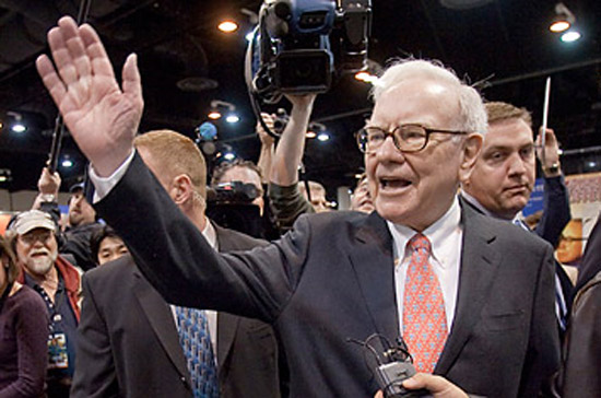 Tháng 11 vừa qua, Berkshire tuyên bố mua thêm 77% cổ phần của Burlington với giá 26,3 tỷ USD. Đây là thương vụ lớn nhất mà Buffett từng thực hiện.