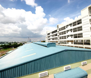 Thị trường bất động sản đang "tỏa nhiệt" cùng chứng khoán - Ảnh: Việt Tuấn.