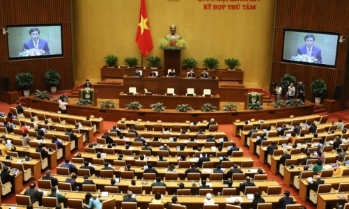 Thay thế kịp thời cán bộ, công chức tham nhũng