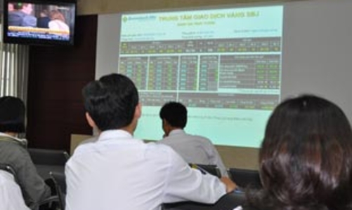 Giá vàng lên 21,55 triệu đồng/lượng, giao dịch ấm lên