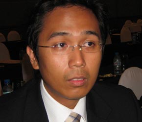 "Mục tiêu đầu tư chính của Quỹ MAFPF1 là sự tăng trưởng vốn, do đó thu nhập từ cổ tức quỹ không phải là một yếu tố quan trọng."