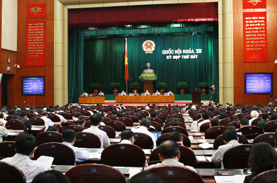 Tại kỳ họp thứ bảy, Quốc hội đã thông qua nhiều dự án luật mới - Ảnh: TTXVN.