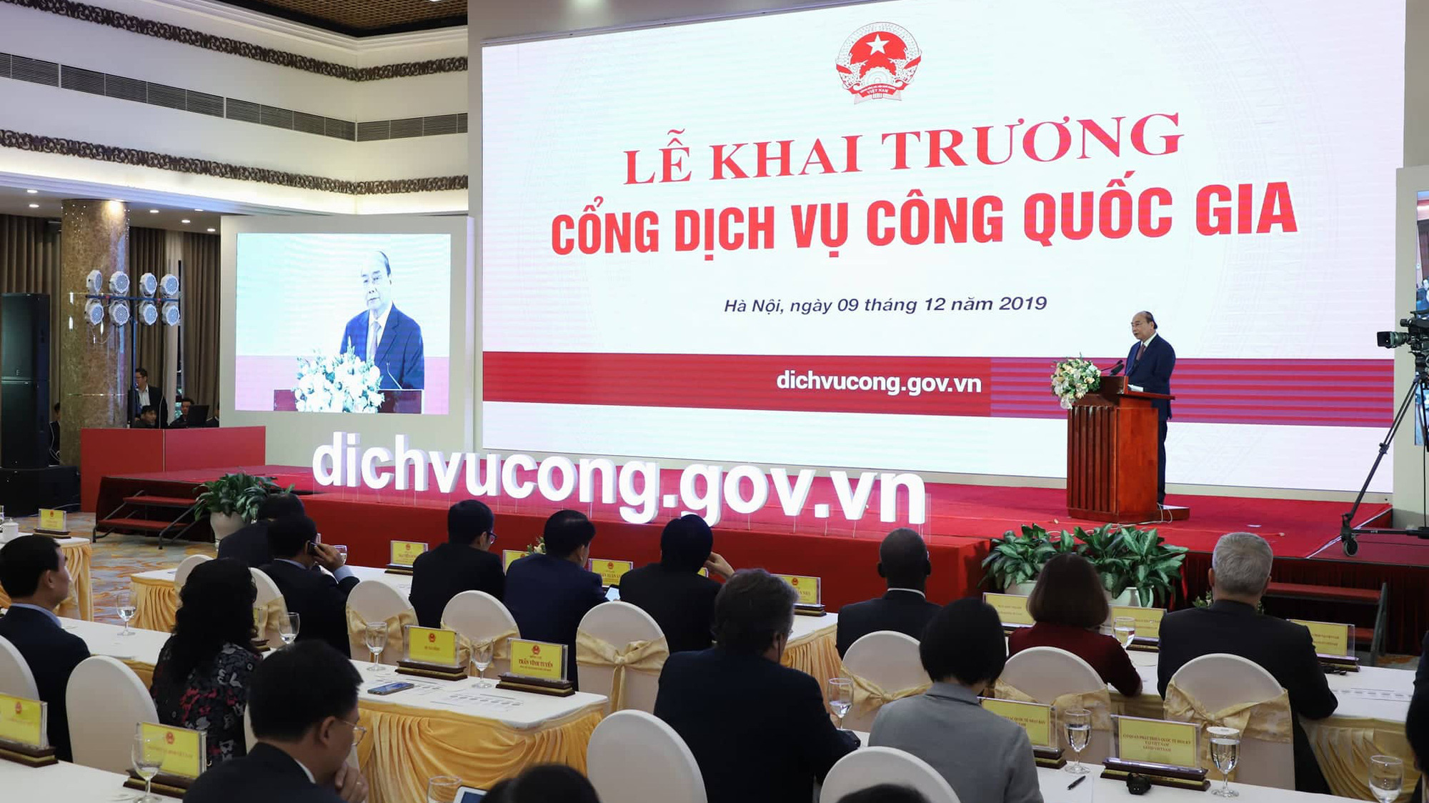 Chiều 9/12, lễ khai trương Cổng Dịch vụ công quốc gia đã diễn ra với sự tham dự của Thủ tướng Nguyễn Xuân Phúc - Ảnh: Quang Phúc 