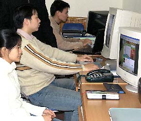 Từ năm 2007, quỹ sẽ mở rộng hoạt động cho khu vực doanh nghiệp tư nhân tại Việt Nam cho các hợp đồng thương mại có giá trị từ 1 đến 2,7 triệu USD - Ảnh: Việt Tuấn.