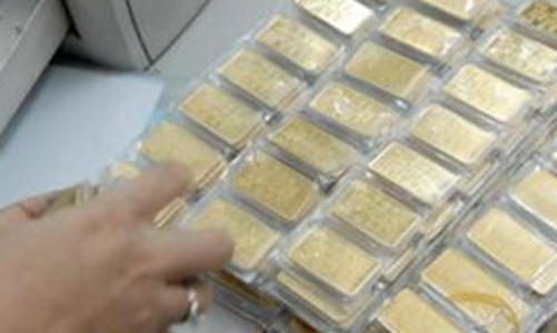 Trở lại mua vàng cất giữ?