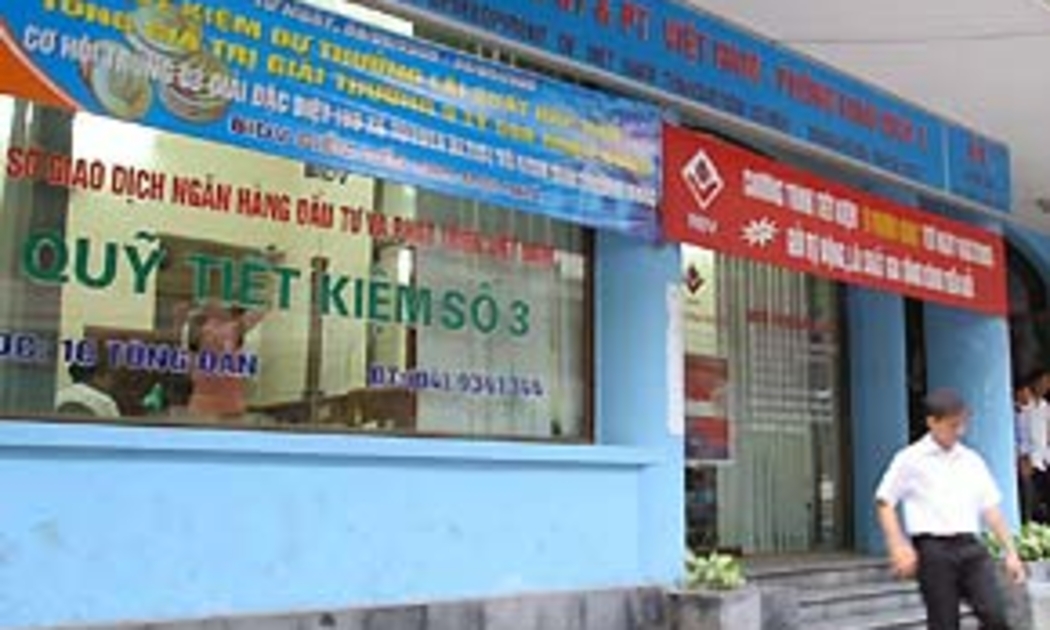 Có nhiều rào cản để lãi suất huy động VND không tăng quá đà.