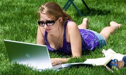 10 cách giúp laptop chống nóng hiệu quả