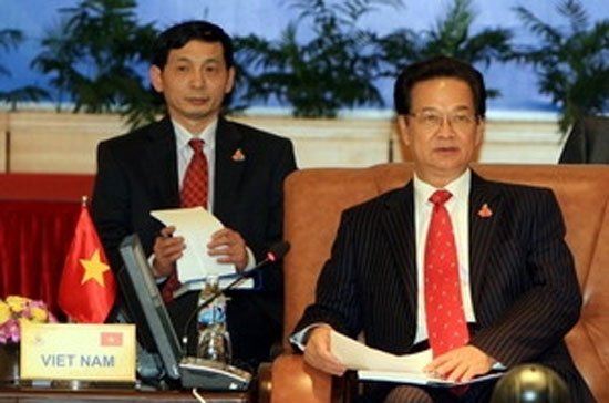 Thủ tướng Nguyễn Tấn Dũng tại một phiên họp. 