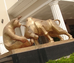 Sự thắng thế của lực lượng mua vào đang đẩy thị trường lên điểm ấn tượng - Ảnh: Minh Đức.