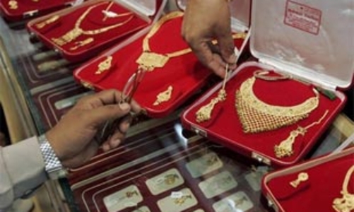 Giá vàng quay đầu, bật mạnh