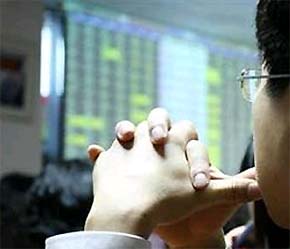 Đang có chủ trương xã hội hóa trong việc đào tạo chứng khoán.