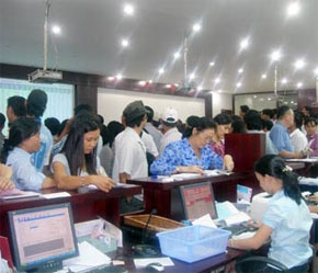 Thị trường phiên giao dịch ngày 5/12 đã bất ngờ đảo chiều một cách khó hiểu, khi giảm mạnh gần 13 điểm.