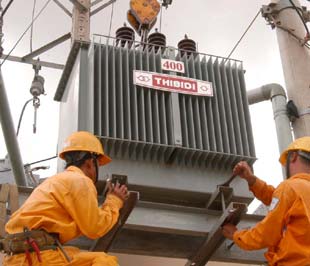 Phương án tăng giá điện năm 2009 đã được điều chỉnh giảm, chỉ tăng từ 8-10%, tùy theo giá nhiên liệu bình quân dự báo năm 2009.