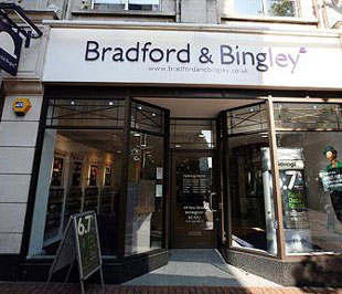 Bradford & Bingley đã trở thành ngân hàng thứ hai bị Chính phủ Anh quốc hữu hóa trong đợt khủng hoảng tài chính này.