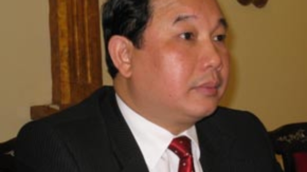 “Giá xăng tăng, người dân cũng được bù lỗ”